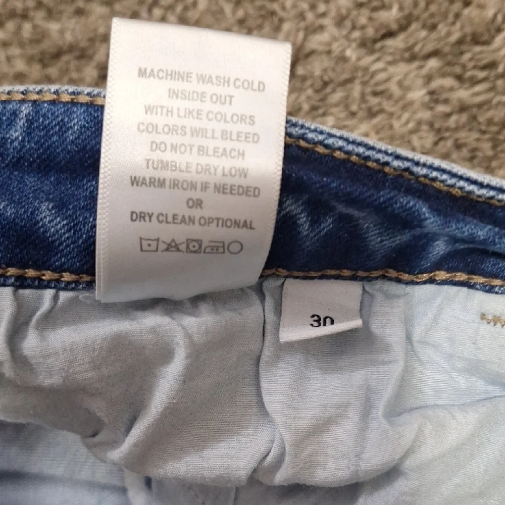 Vervet Los Angeles Trendy Light Blue Distressed Ankle Jeans-30 - Picture 7 of 7
